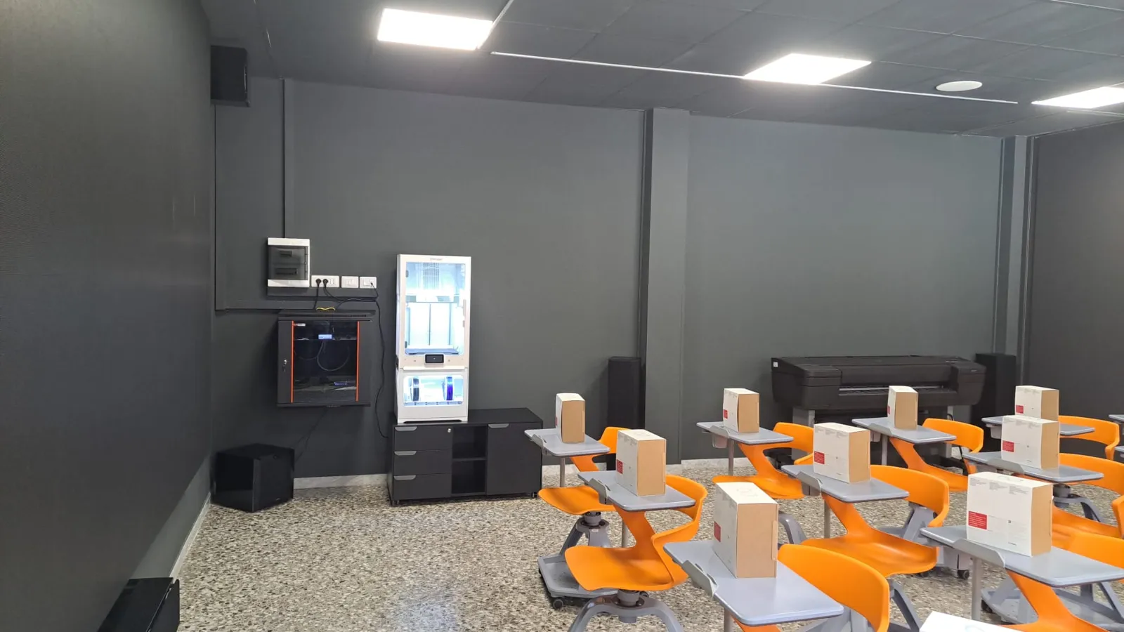 Rack di rete e plotter 3D