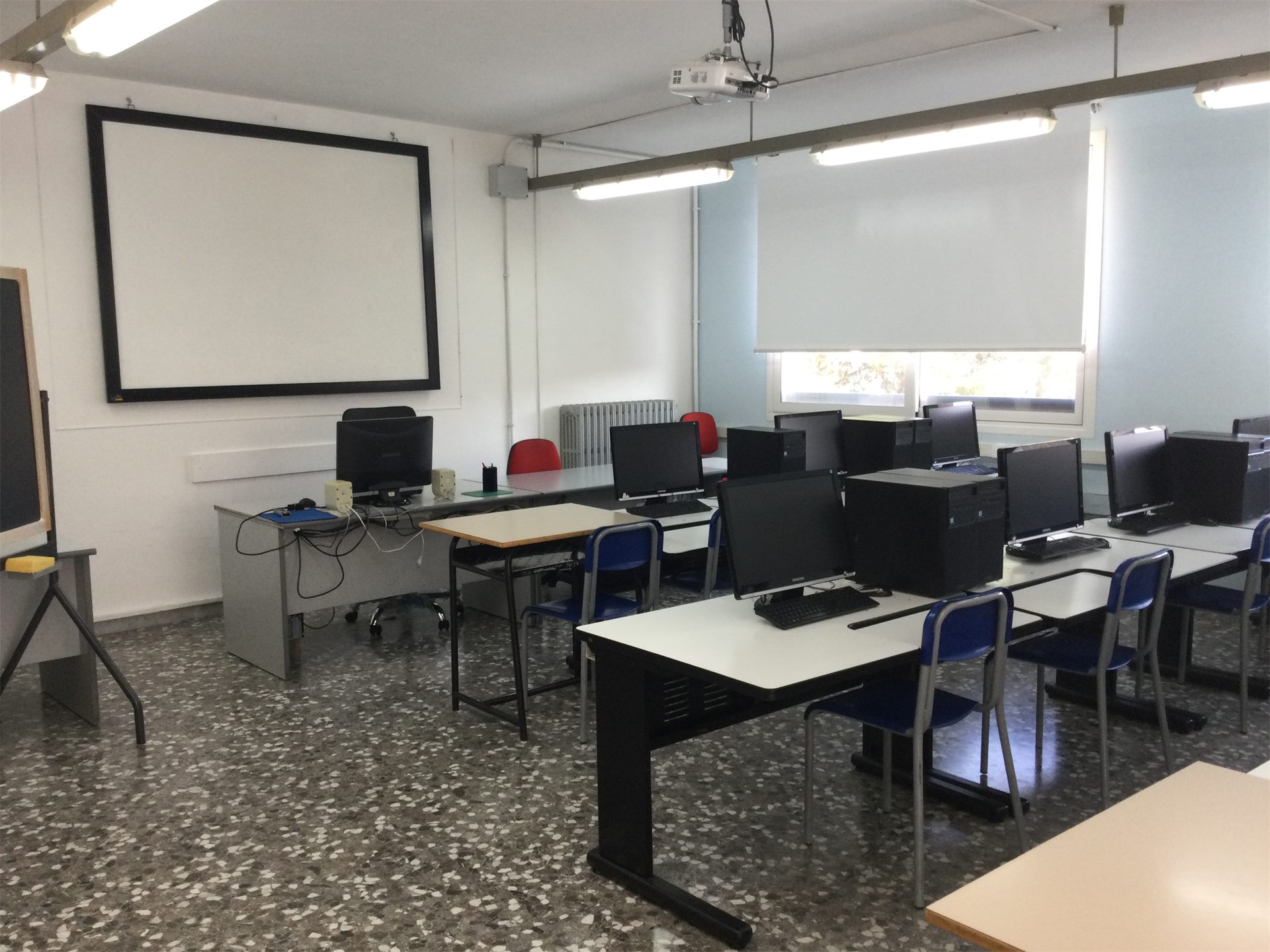 Il laboratorio di tecnologie e disegno